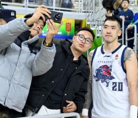 米兰体育app-篮球丨CBA俱乐部杯赛：浙江稠州金租不敌山东高速|浙江队|浙江稠州金租队|山东高速队|陶汉林|浙江男篮_新浪体育_新浪新闻