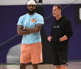 米兰体育官方入口-湖人今夏将全力续约“东詹” 佩林卡承诺配置新中锋