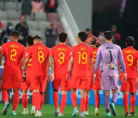 米兰体育官方网站-【观察】进退失据，国足亚洲杯首秀难言及格